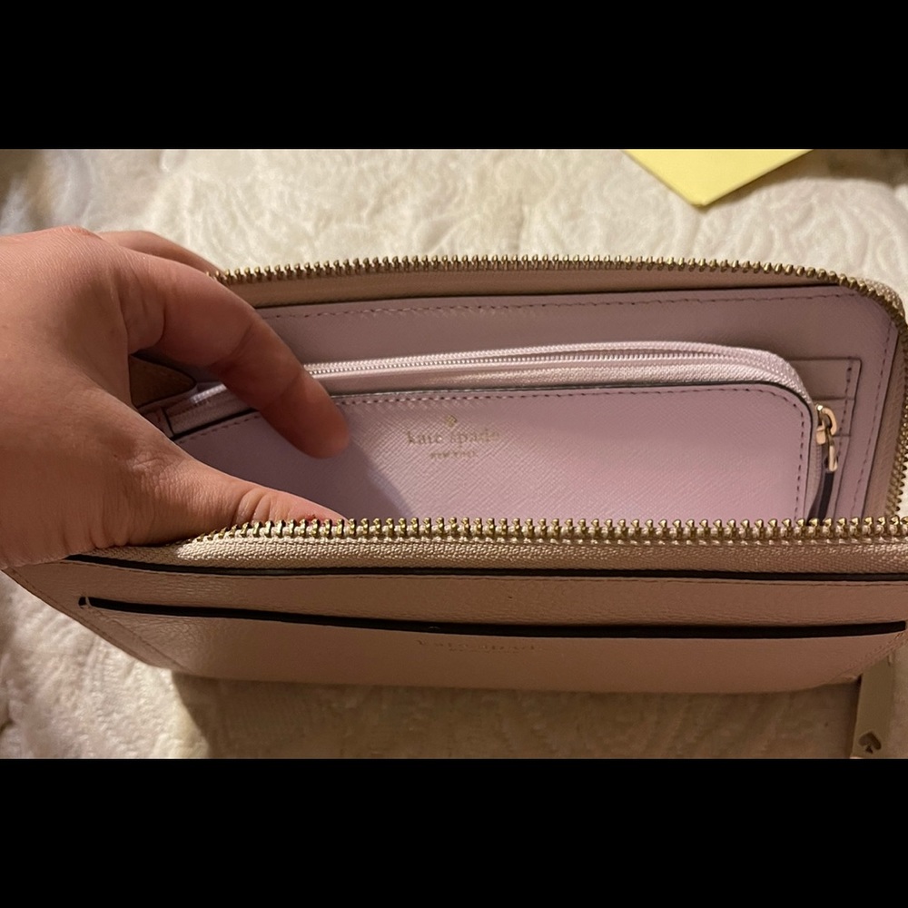 Kate Spade Wallet - Picture 6 of 6